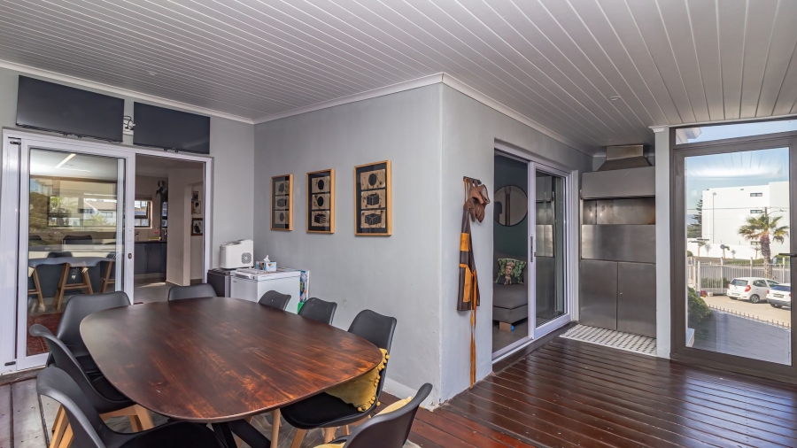 To Let 3 Bedroom Property for Rent in Waves Edge Western Cape
